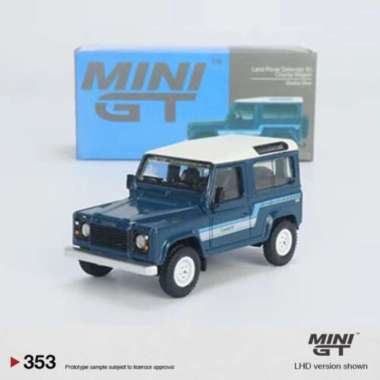 Minigt Diecast Mobil Land Rover Defender 90 Country Wagon 1:64