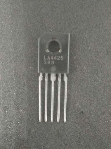 IC LA4425