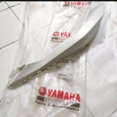 BODY BELAKANG KIRI AEROX 155 PUTIH ORI YGP