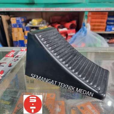 FULL KARET PENUH GANJALAN GANJAL PARKIR BAN MOBIL RUBBER WHEEL PARKING