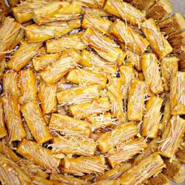 KUE KEJU BATANG / KUE KASTENGEL 250gram