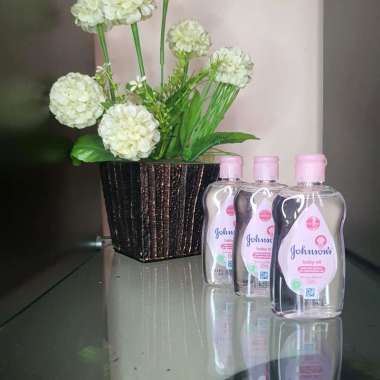 JOHNSON'S BABY Baby Oil / Minyak Pijat / Minyak Bayi 50ML