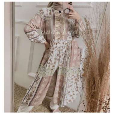 Jual Model Baju Kekinian Yang Terbaru Blibli Com