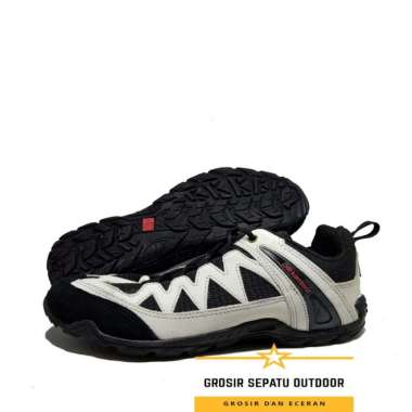 Jual Sepatu Gunung Pria Karrimor Original Kualitas Terbaik Blibli Com