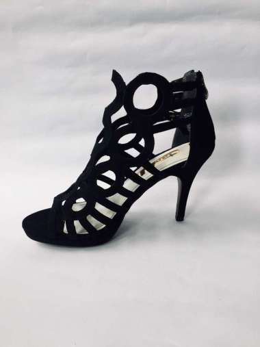 Jual Sepatu High Heels Warna Hitam Online Baru Harga Termurah Oktober 2020 Blibli Com