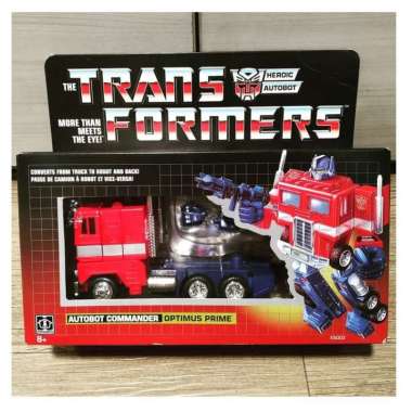 HASBRO TRANSFORMERS G1 OPTIMUS PRIME RETRO AUTOBOT COMMANDER