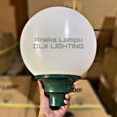 Lampu Taman Bulat 30Cm Bahan Polyethylene Polytelin Mika Plastik Pilar