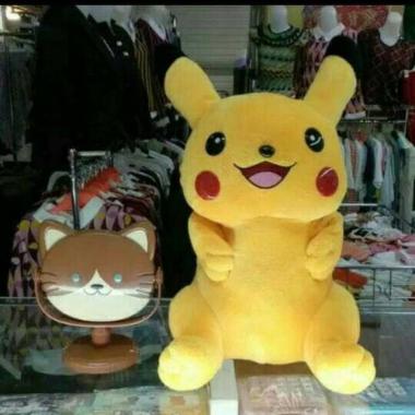 Boneka Pokemon Pikachu Besar