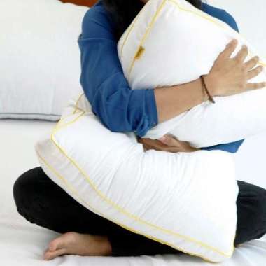 bantal/guling microfiber cloud fabelio Guling d22x100