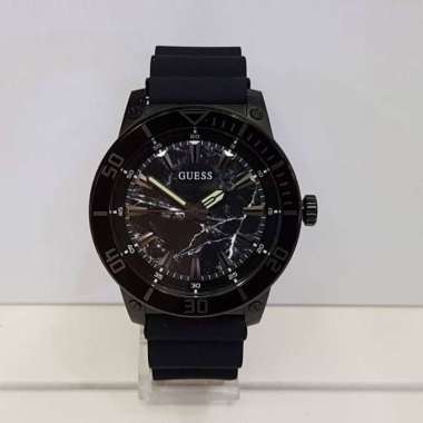 Guess GW0420G3 Black Jam Tangan Pria Rubber Strap Black