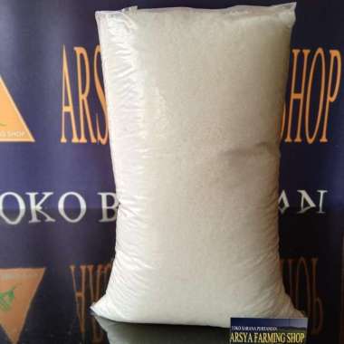 Pupuk - Urea Nitrea Non Subsidi Repacking 1 Kg