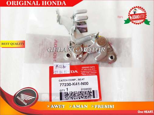 DUDUKAN KUNCI JOK BELAKANG SUPRA X 125 FI ORI AHM 2014 ORI AHM K41