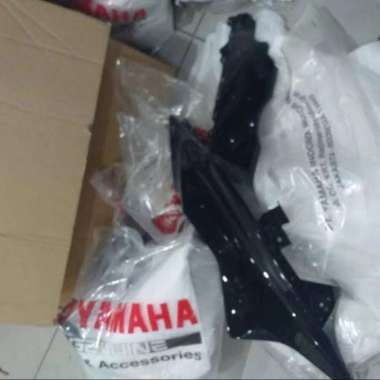 Fairing dalam kiri yamaha R25 New HITAM METALIK ORIGINAL YAMAHA