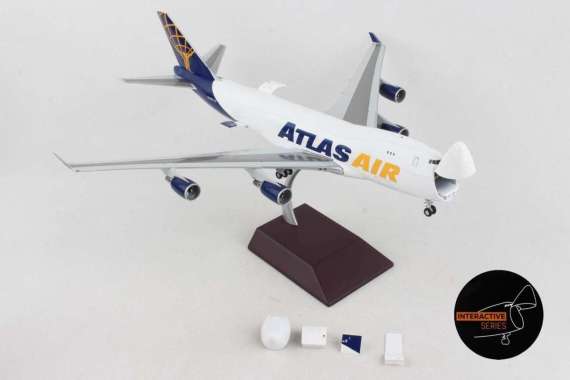 Gemini Jets Atlas Air B747-400ERF N492MC Interactive 1/200 Scale