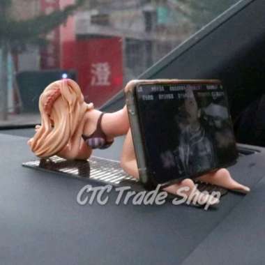 Figure Anime Dashboard Phone Holder Boneka Dashboard Boneka Hias Pajangan Mobil