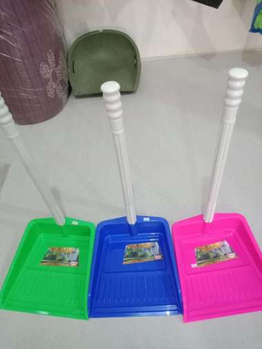 PENGKI / SEROKAN SAMPAH SHINPO 815 / TEMPAT SAMPAH