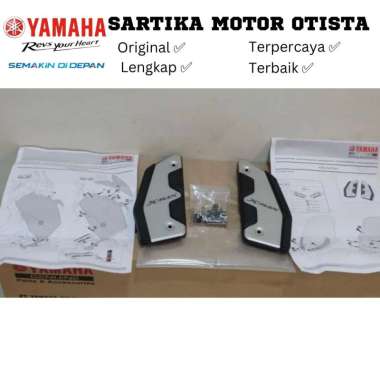 Original Accessories Foot Panel Yamaha Xmax (MADE IN NETHERLAND)