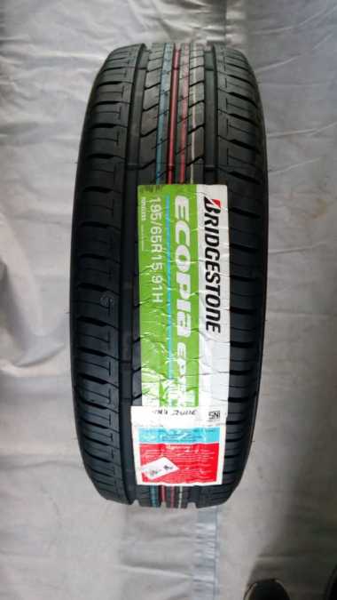 BAN MOBIL MEREK Bridgestone ECOPIA 195/65 R15
