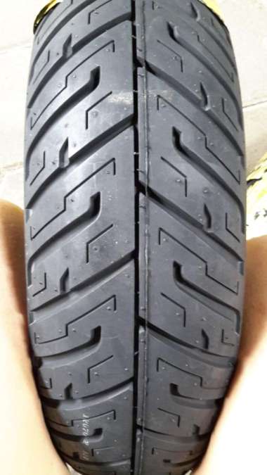 BAN R14 RING 14 UKURAN 120/70-14 ON ROAD SUPERMOTO SB-124 TUBELESS swallow