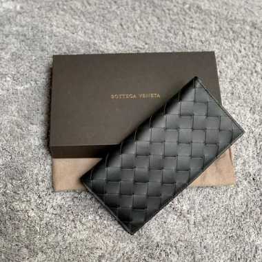 Bottega vaneta long wallet ( 18 cards )