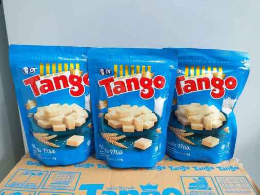 Promo Harga Tango Wafer Vanilla Milk 115 gr - Blibli