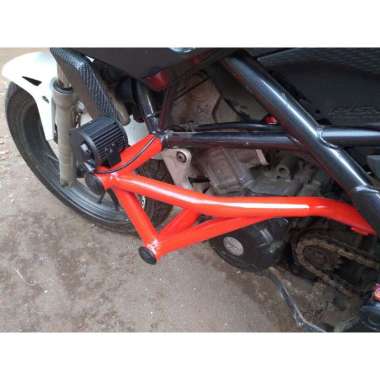 tubular new CB150R