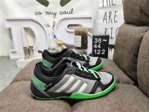 Adidas Terrex Original Terbaru Mei 2022 | Blibli