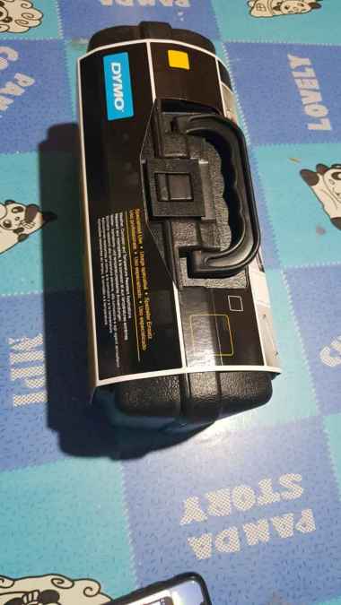 DYMO Rhino Labeller 1011 Metal Tape Embossing System Kit M1011 label