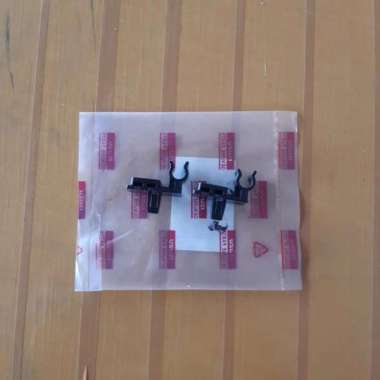 Jepitan Klip Gagang Kap mesin Isuzu Panther