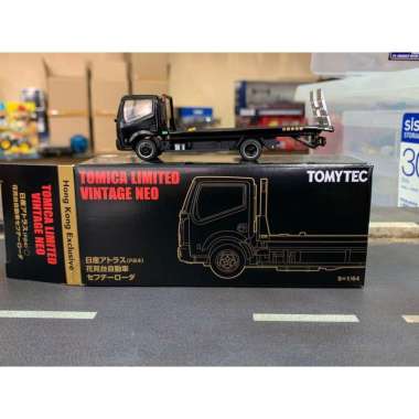 Tomica Limited Vintage Neo Nissan Atlas F24 Safety Loader HK Exclusive
