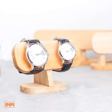 Stand Display Jam Tangan Rak Susun Kayu Area Pajang - INPI House