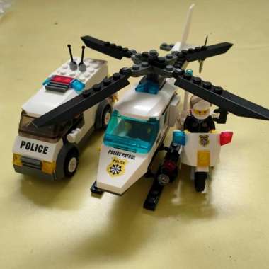 Mainan Anak Lego Set Polisi Mobil Honda Helikopter