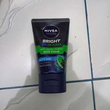 NIVEA MEN FACIAL FOAM 100ML NIVEA MEN BRIGHT 8H OIL CLEAR FOAM