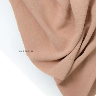 Kain Crinkle Background foto produk - Props foto IMPODIO Mocca