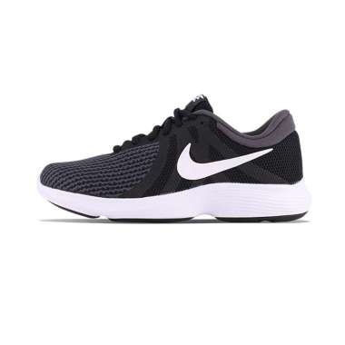 nike revolution 4 women's white