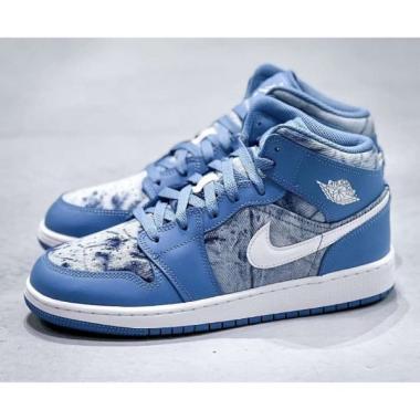 mid jordan 1 blue