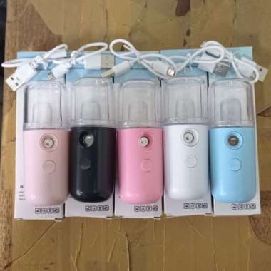 Nano Spray Perawatan Wajah Mini Portable LED Bunglon Button On Off Hitam warna