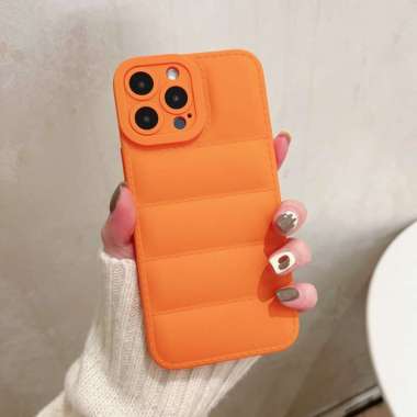 The Puffer Case iPhone 13 / Casing iPhone 13 Orange