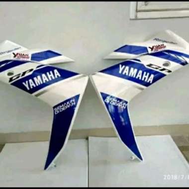 Fairing sayap depan R25 kanan kiri putih original ygp