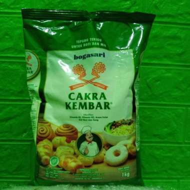 Tepung Terigu Cakra Kembar Premium @1 Kg