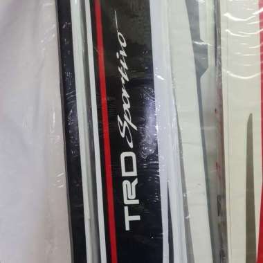 TERBARU STIKER FORTUNER TRD SPORTIVO 2021 - STIKER FORTUNER TERBARU Hitam