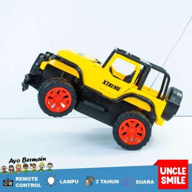 Mainan Remote Control Jeep Wrangler Pintu Otomatis Kuning