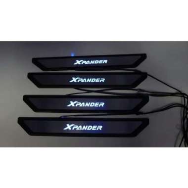 Sillplate / Silplate Samping Mobil Mitsubishi Xpander Lampu Led