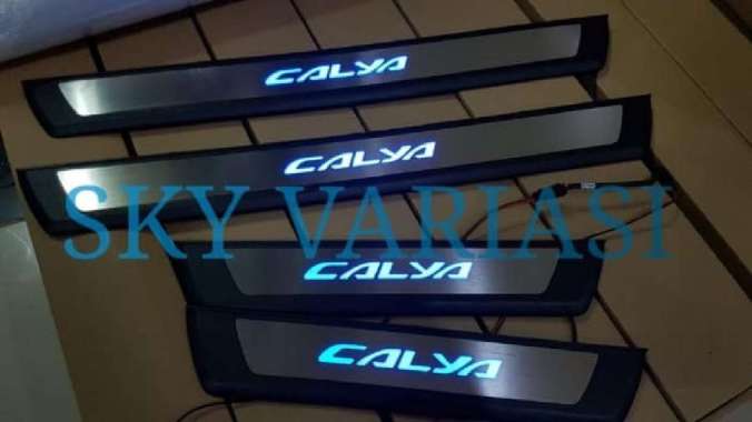 Sillplate / Silplate Samping Mobil Toyota Calya Lampu