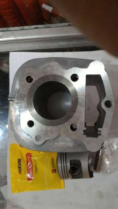 BLOK ASSY HONDA GL100 MERK MIKUNI