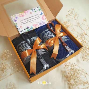 [BCRTG2] HAMPERS KADO PERNIKAHAN KADO PENGANTIN SAJADAH TURKI COUPLE FREE TASBIH PACKING BOX klf cok