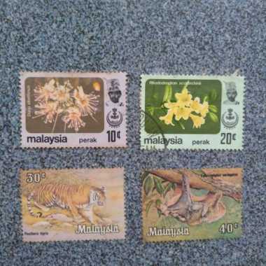 Perangko Malaysia Kuno 1 Set