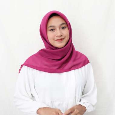 Maribel - Hijab Segi Empat Bella Square Magenta
