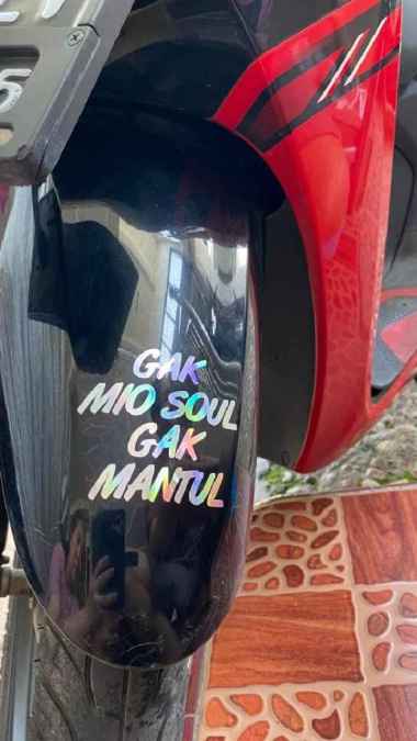 Stiker Viral Gak Mio Soul Gak Mantul Hologram Motor Helm Spakbor Fairi