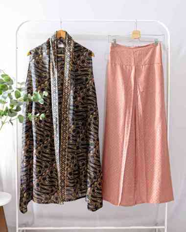 ONE SET OUTER TANPA LENGAN VISCOSE BATIK SETELAN BATIK KONDANGAN CELANA KULOT PANJANG WANITA KONDANG
